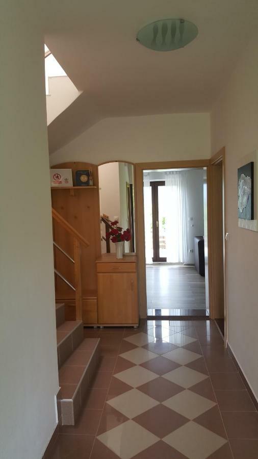 Appartamento House Tudic Drežnik Grad Esterno foto